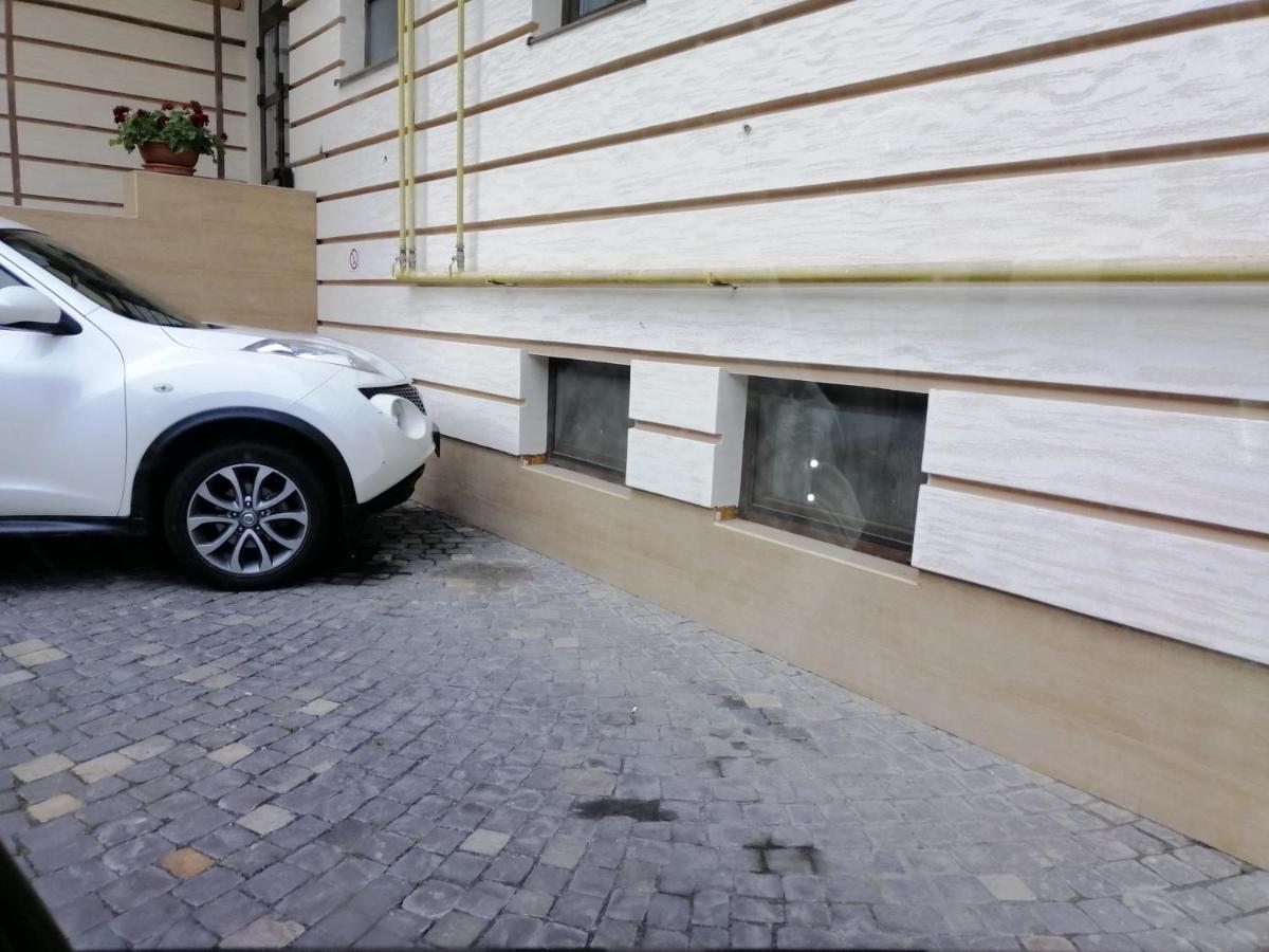 New !!! Modern Lux Apartment In The City Center With A Terrace Munkács Kültér fotó